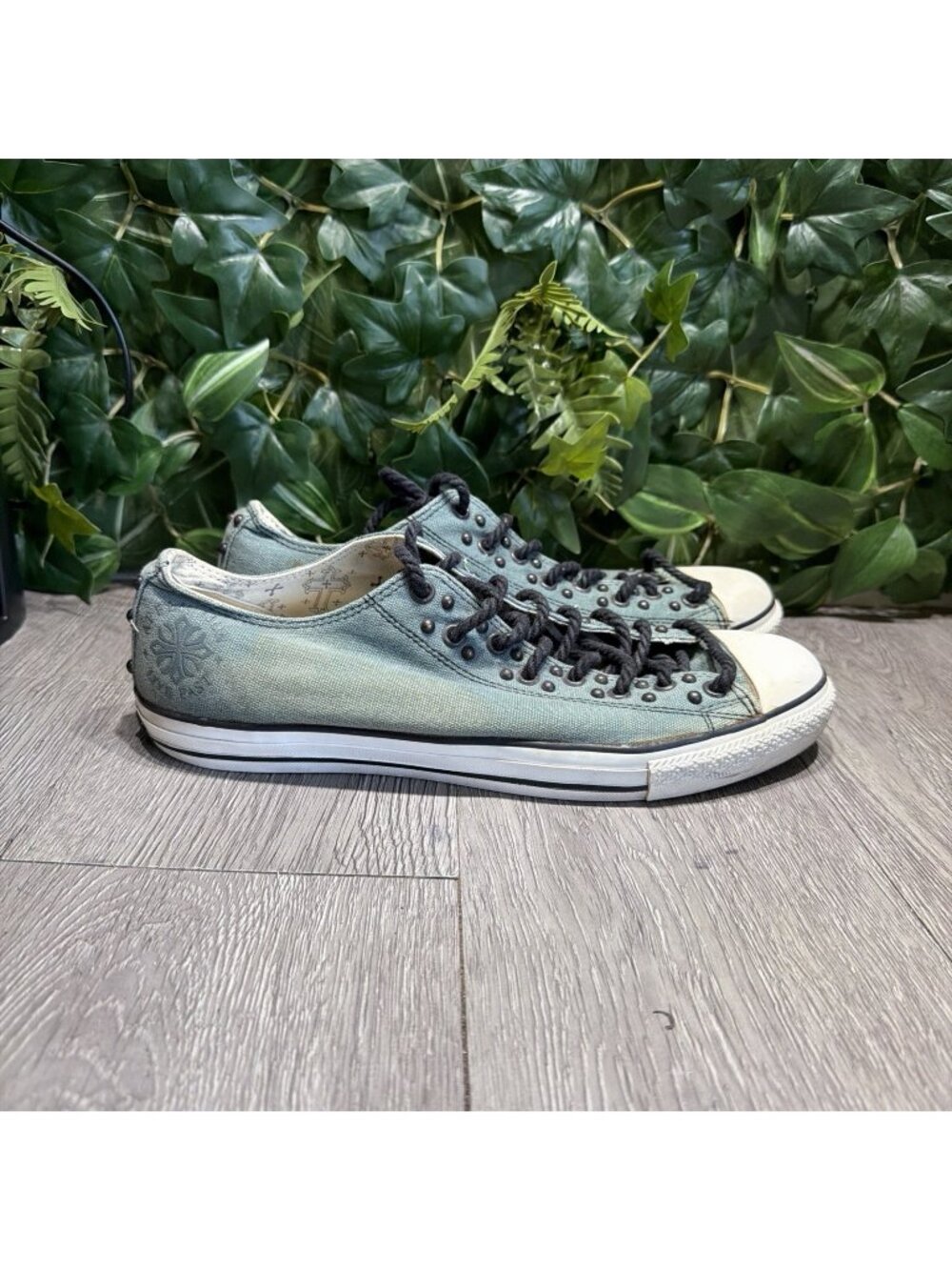 Affliction Famor Mens Celtic Cross Dome Studs Low Top Canvas Sneakers Blue 10